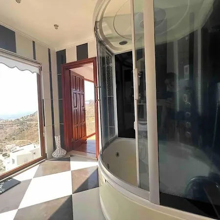 Chanel Villa *